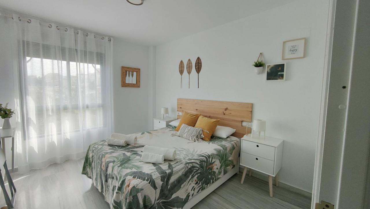 Luxury Apartment Bajondillo Beachfront Торемолинос Екстериор снимка