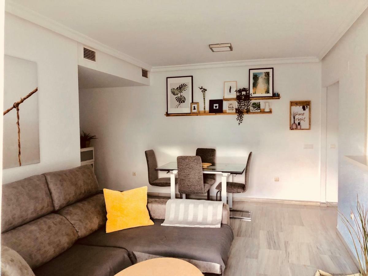 Luxury Apartment Bajondillo Beachfront Торемолинос Екстериор снимка